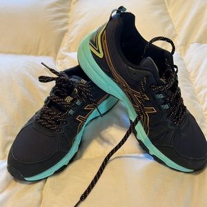 Women’s ASICS Gel-Venture 7 Running Shoe size 8.5 Wide